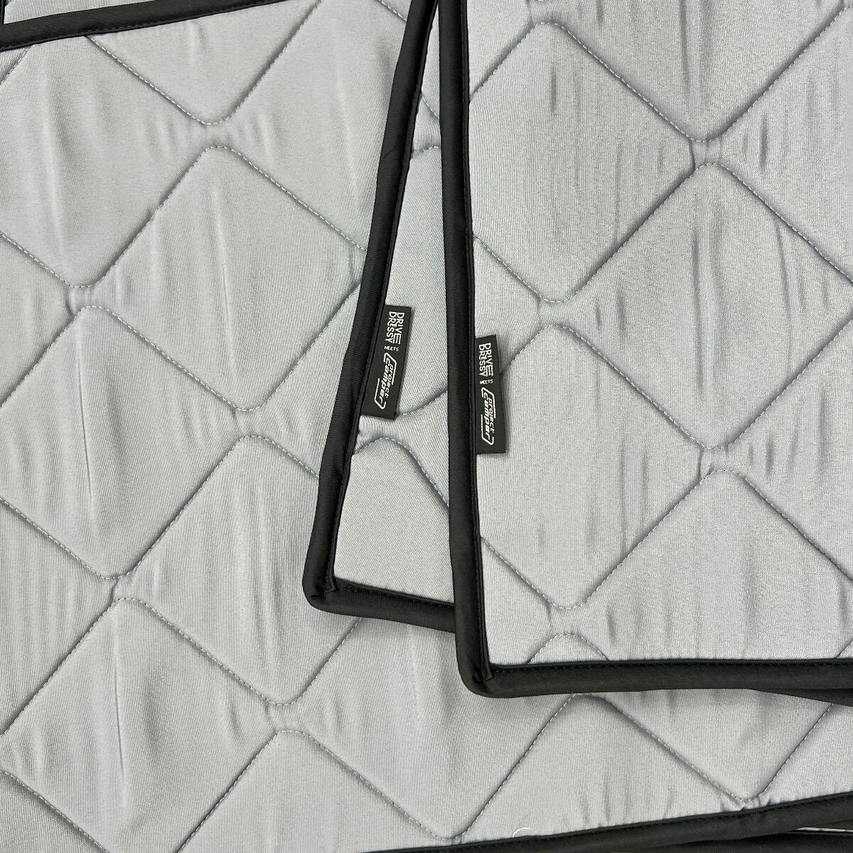 Lagerware: Magnet-Thermomatte VW T5 Komplett-Set [DriveDressy Grey/ Schwarz]