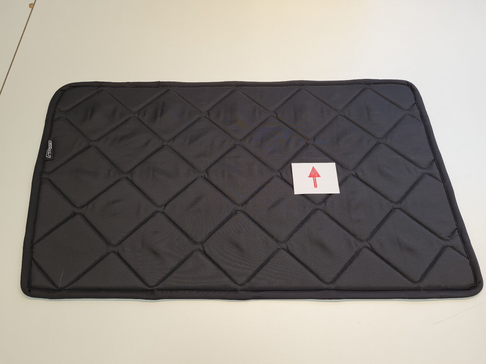 B-Ware: Magnet-Thermomatte VW T6 Seitenscheibe hinten Fahrerseite kurzer Radstand verkleidet [Schwarz/Schwarz]