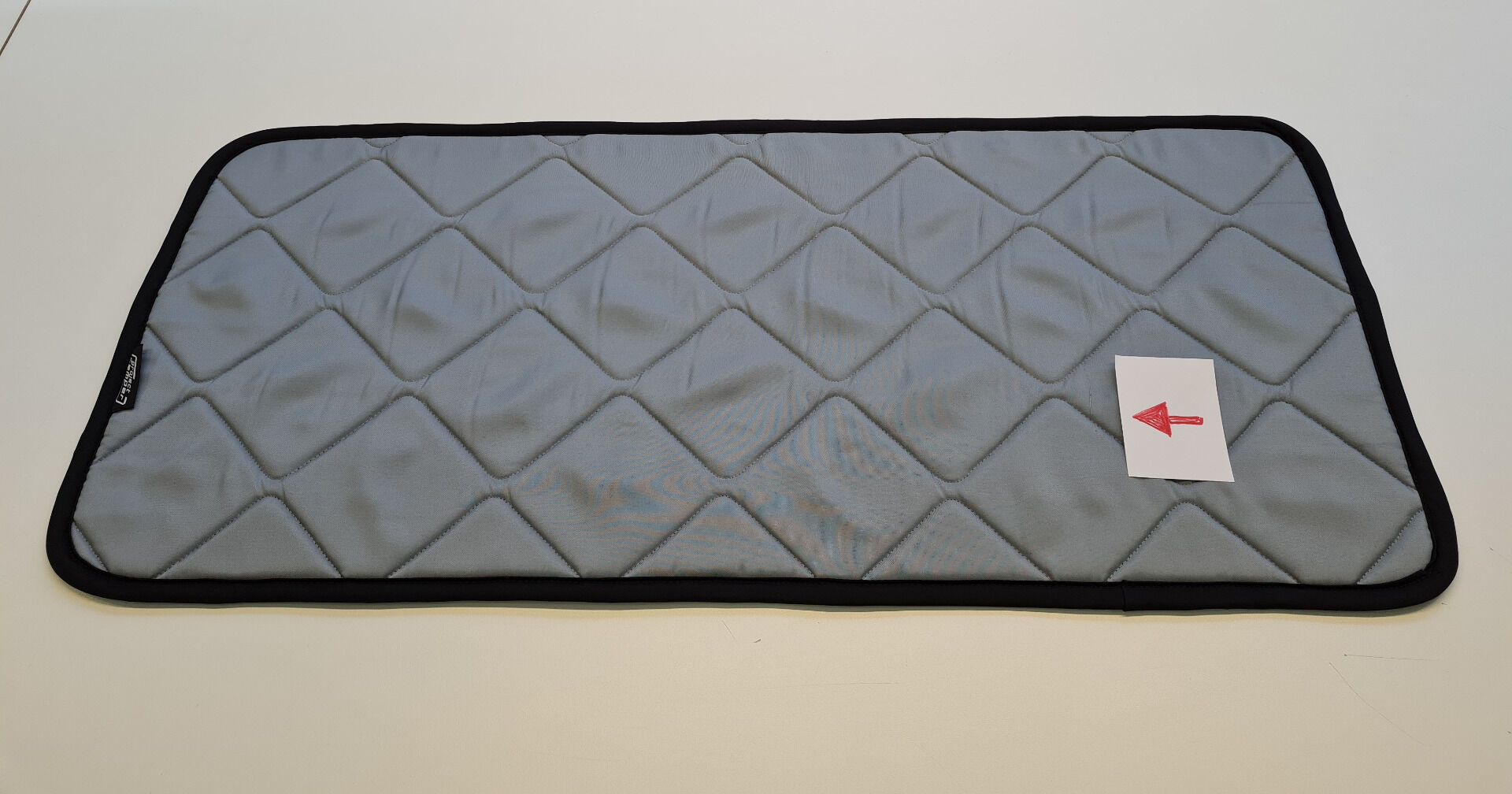 B-Ware: Magnet-Thermomatte Citroen Jumpy, Spacetourer (baugleich: Opel, Peugeot, Pössl, Toyota) Seitenscheibe Mitte Fahrerseite Schiebetür verkleidet (M, XL) [Stone (grau)/Schwarz]