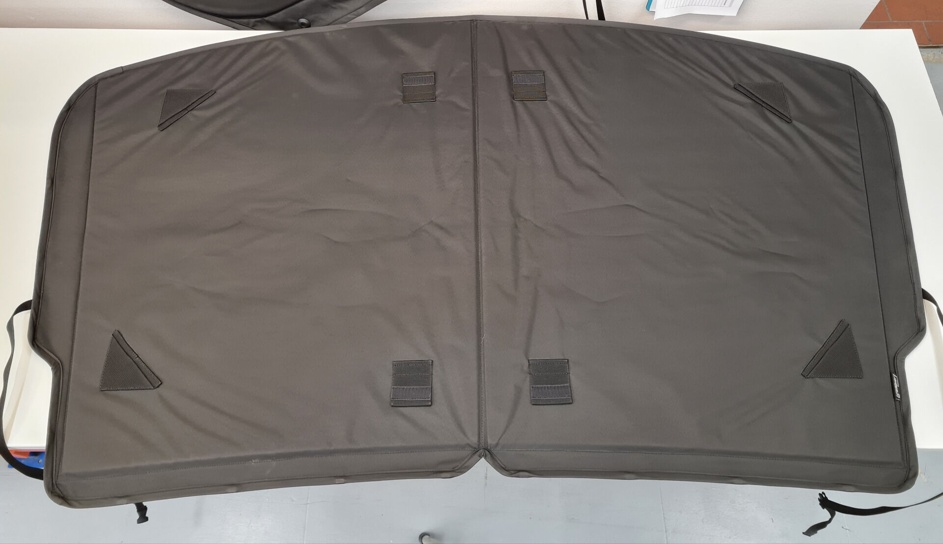 B-Ware: Magnet-AUSSENISOLIERUNG Volkswagen T5 / T6 / T6.1 Windschutzscheibe für SOLAR