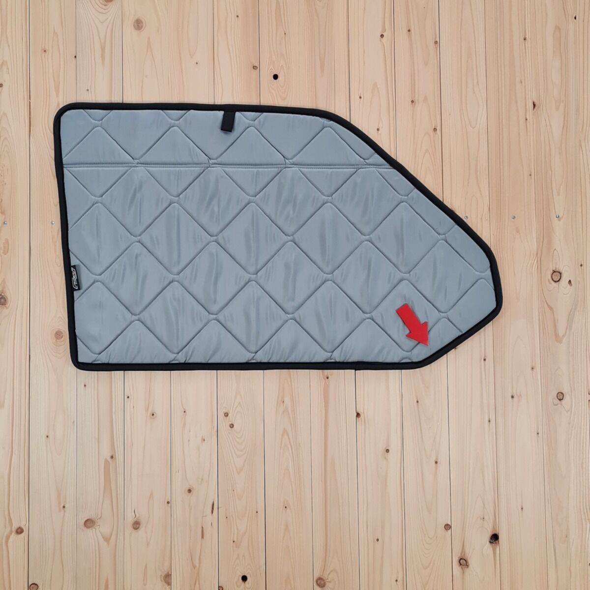 B-Ware: Magnet-Thermomatte VW T4 Seitenscheibe Cockpit Fahrerseite mit Klappnaht für Lüftungsgitter Stone (grau) / Schwarz