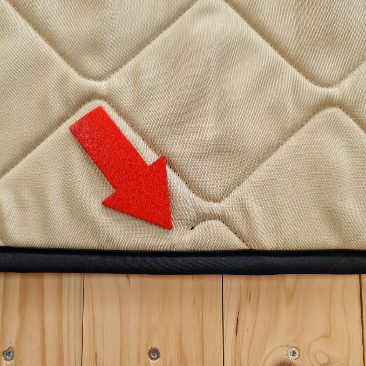 B-Ware: Magnet-Thermomatte Mercedes V-Klasse, Vito Seitenscheibe Cockpit Beifahrerseite mit Klappnaht für Lüftungsgitter (inkl. kleiner Dreiecksscheibe) Sand (beige) / Schwarz