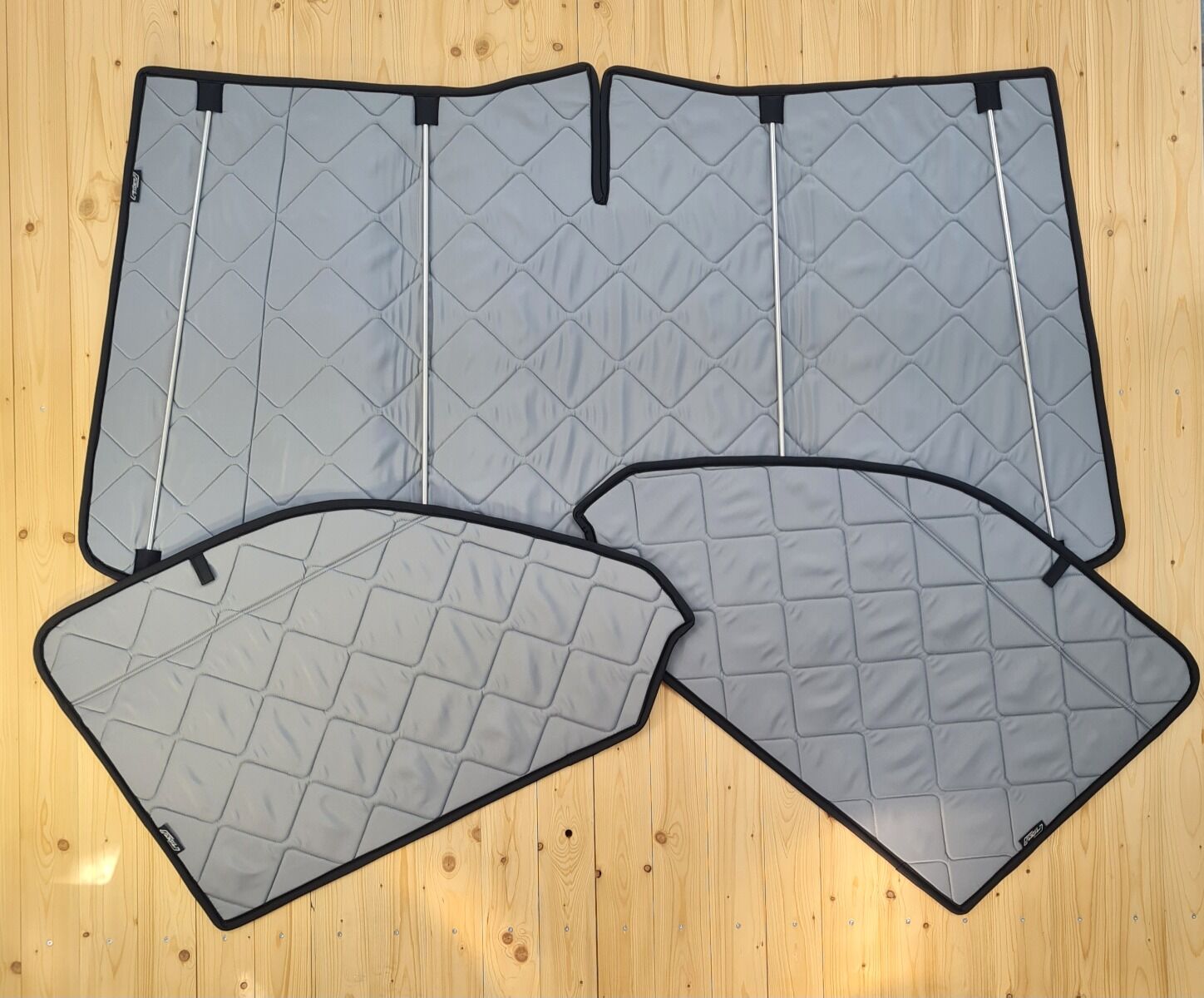 Lagerware: Magnet-Thermomatte VW T6.1 Cockpitset [Stone (Grau) / Schwarz]