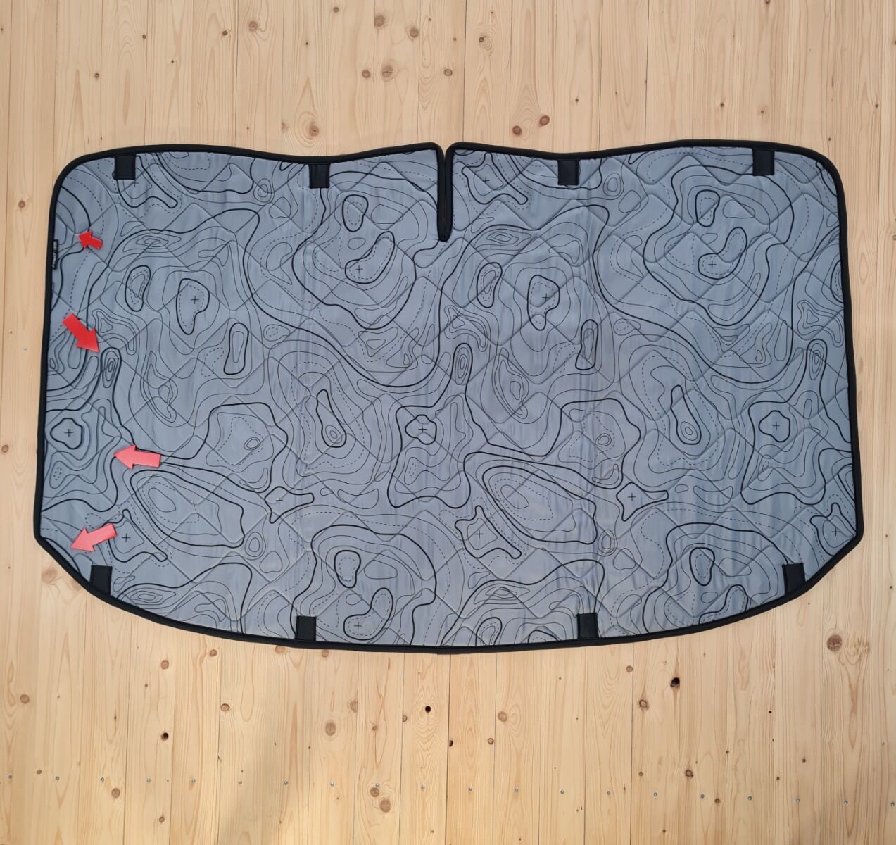 B-Ware: Magnet-Thermomatte Ford Transit und Tourneo Custom Windschutzscheibe mit Innenraum-Rückspiegel [Drive Dressy Wild Lines Grey / Schwarz]