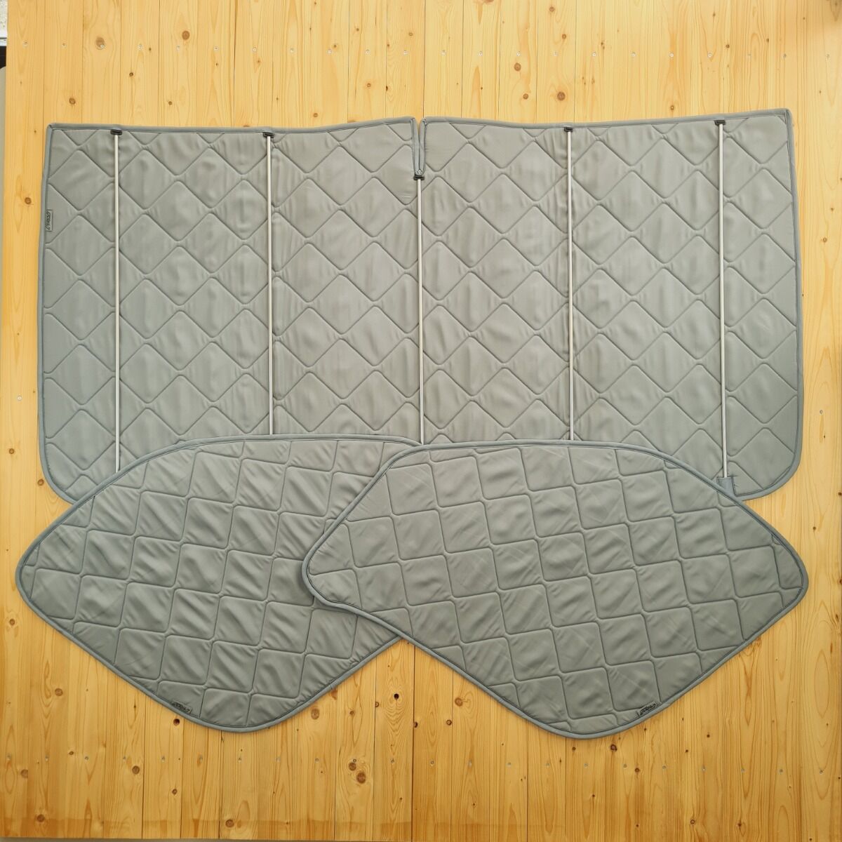 Lagerware: Magnet-Thermomatte Fiat Ducato, Peugeot Boxer u. Citroen Jumper Cockpit-Set [Stone (Grau) / Lichtgrau]