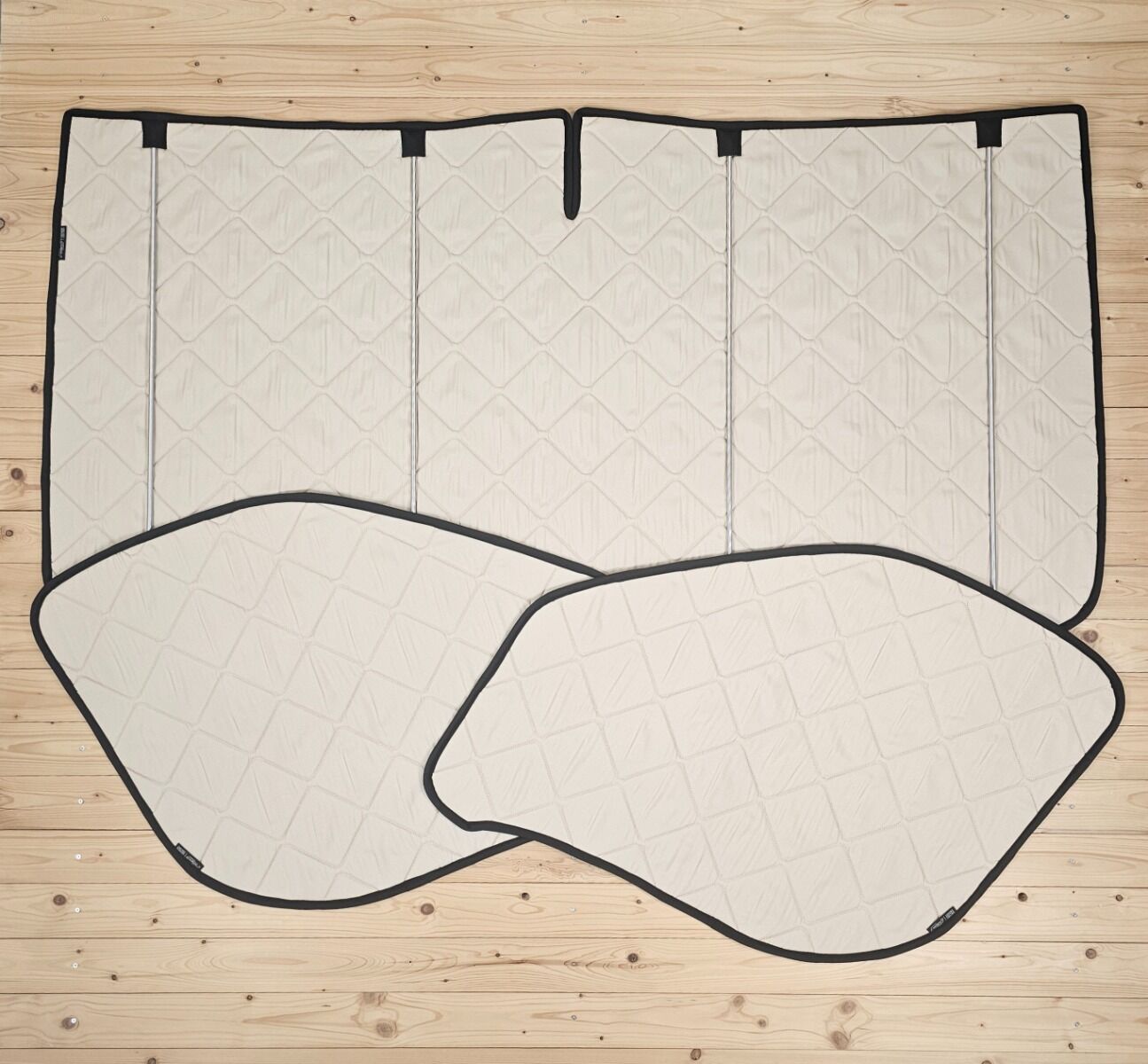 Lagerware: Magnet-Thermomatte Fiat Ducato, Peugeot Boxer u. Citroen Jumper Cockpitset [DriveDressy Vintage Leaves / Schwarz]