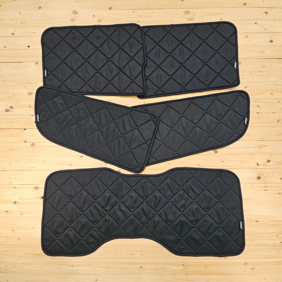Lagerware: Magnet-Thermomatte Fiat Doblo 2, Opel Combo 4 Komplettset [Schwarz/ Schwarz]