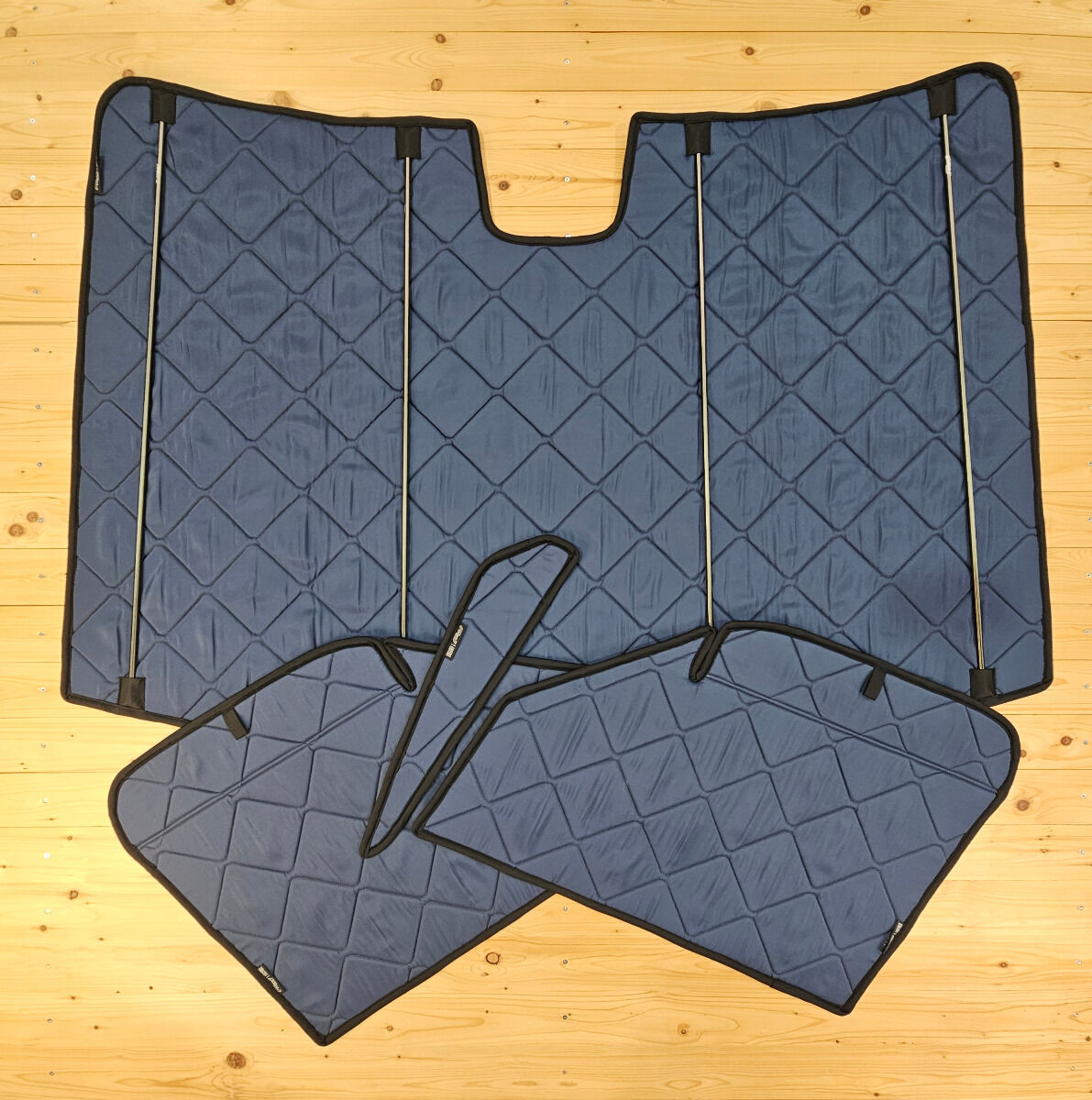 Stock item: Magnet thermal mat VW Crafter 2 (2017-present) cockpit set [DriveDressy Grey/ Black]