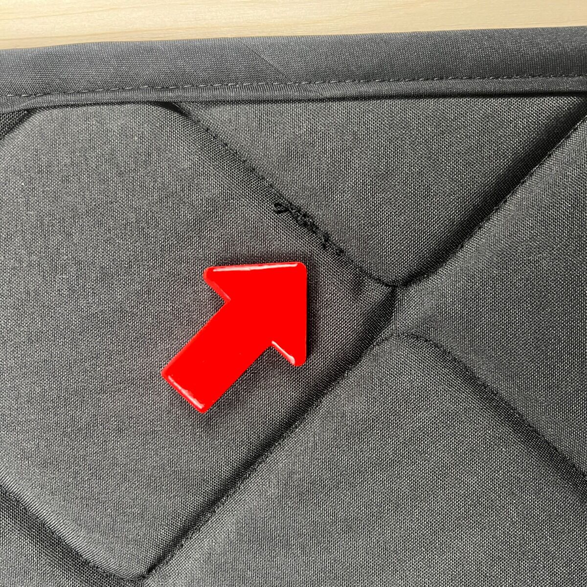B-Ware: Magnet-Thermomatte Mercedes-Benz Sprinter 3 Seitenscheibe Mitte Beifahrerseite Schiebetür mit Schiebefenster (standard, lang, extralang) verkleidet [Tiki Mask Schwarz/ Schwarz]