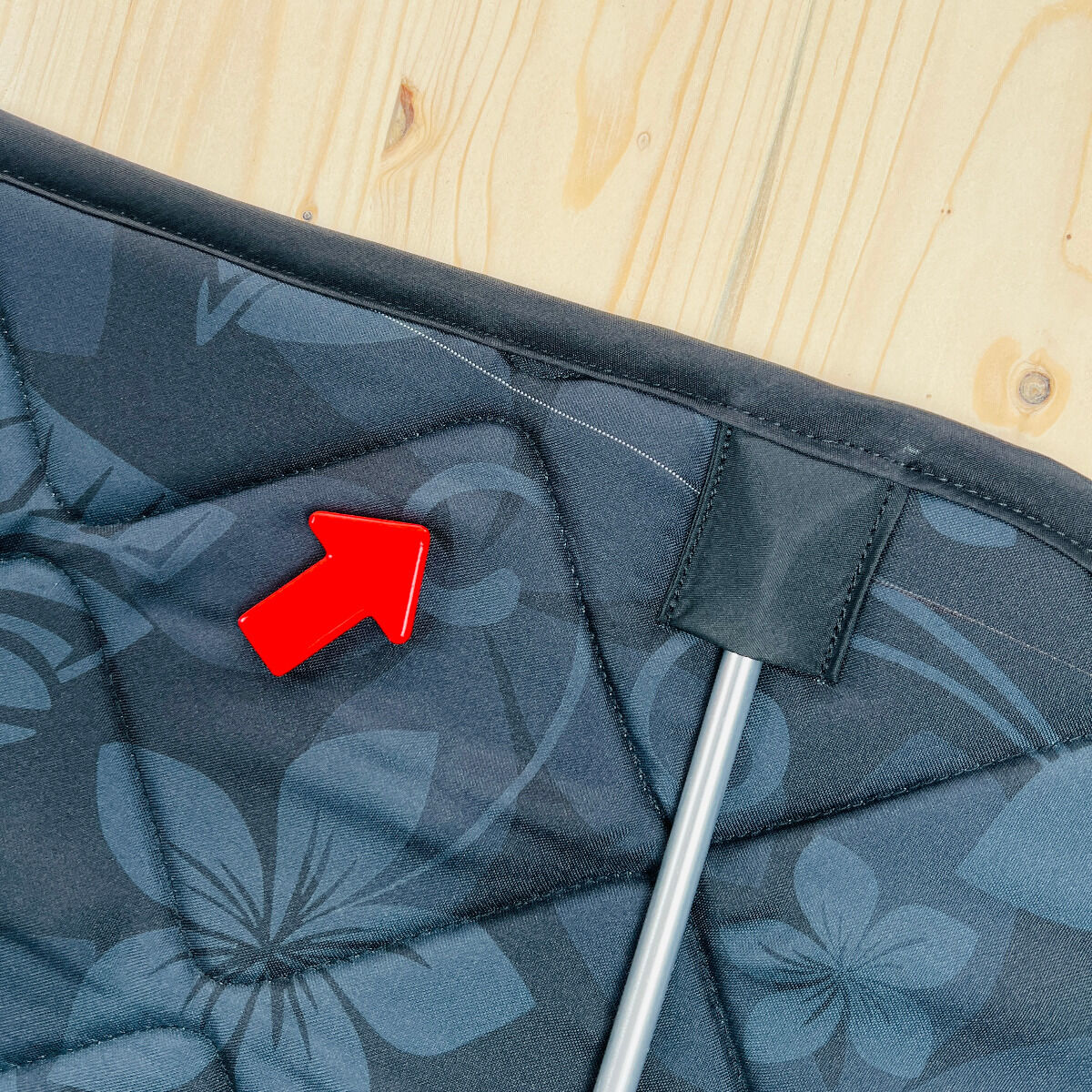 B-Ware: Magnet-Thermomatte VW T4 Windschutzscheibe mit Innenraum-Rückspiegel [Tiki Mask Schwarz/ Schwarz]