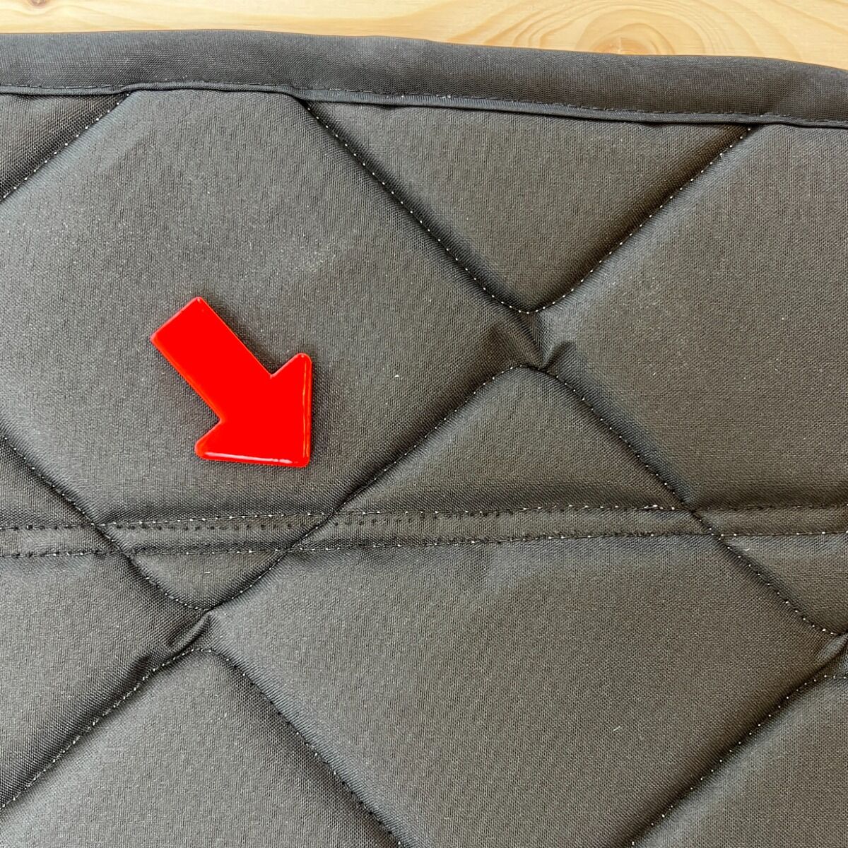 B-Ware: Magnet-Thermomatte VW Crafter 2 Seitenscheibe Cockpit Fahrerseite mit Klappnaht für Lüftungsgitter [Stone (grau)/Schwarz]