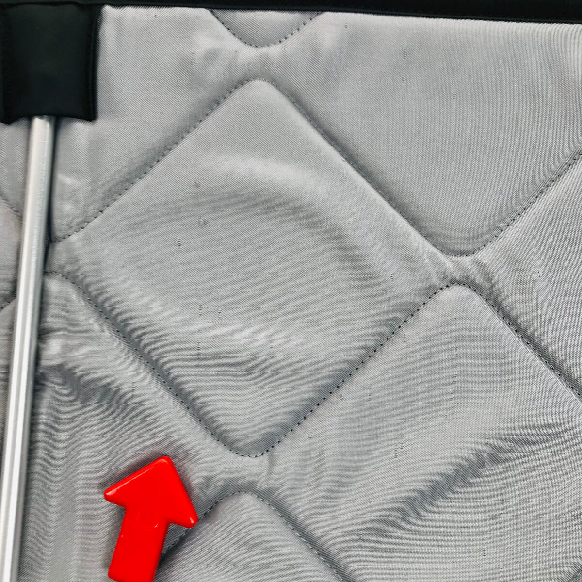 B-Ware: Magnet-Thermomatte Fiat Ducato, Peugeot Boxer u. Citroen Jumper Windschutzscheibe ohne Innenraum-Rückspiegel mit kleinem Gehäuse [Stone (Grau)/ Schwarz]