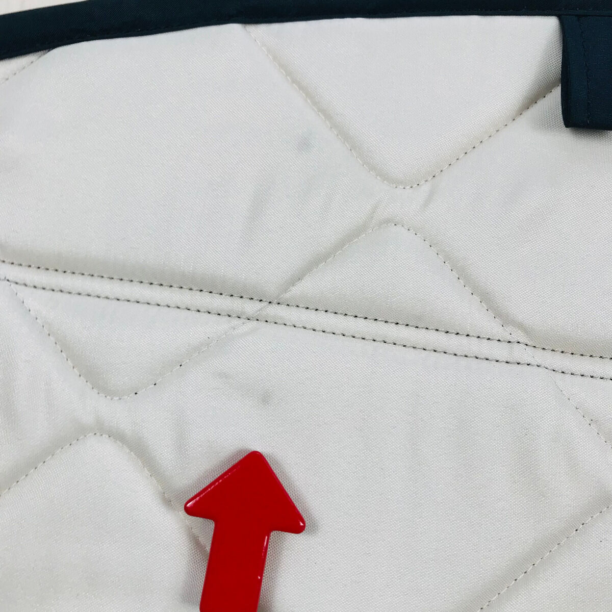 B-Ware: Magnet-Thermomatte Citroen Jumpy, Spacetourer (baugleich: Opel, Peugeot, Pössl, Toyota) Seitenscheibe Cockpit Beifahrerseite mit Klappnaht für Lüftungsgitter [Drive Dressy Vintage Leaves Beige/ Schwarz]