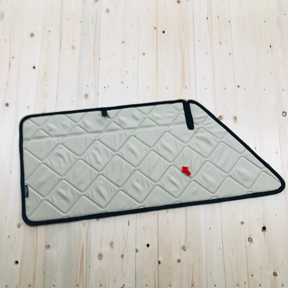 B-Ware: Magnet-Thermomatte VW T3 Seitenscheibe Cockpit Fahrerseite mit Klappnaht für Lüftungsgitter [Sand (Beige)/ Schwarz]
