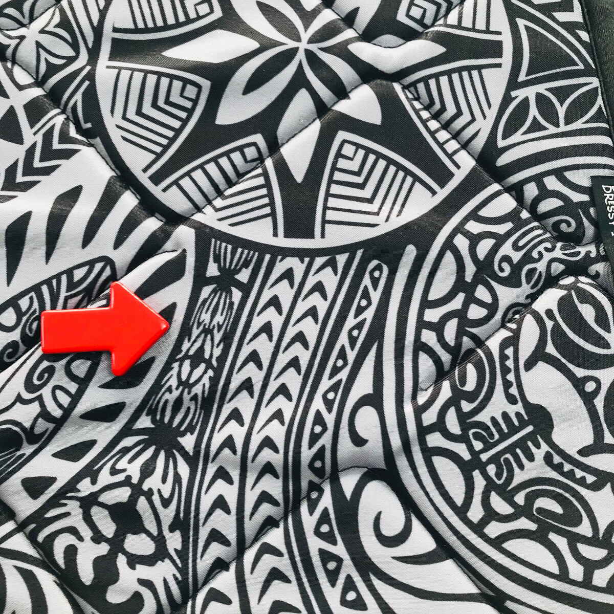 B-Ware: Magnet-Thermomatte VW T5 Heckscheibe mit Scheibenwischer [Drive Dressy Hawaii Dream/ Schwarz]