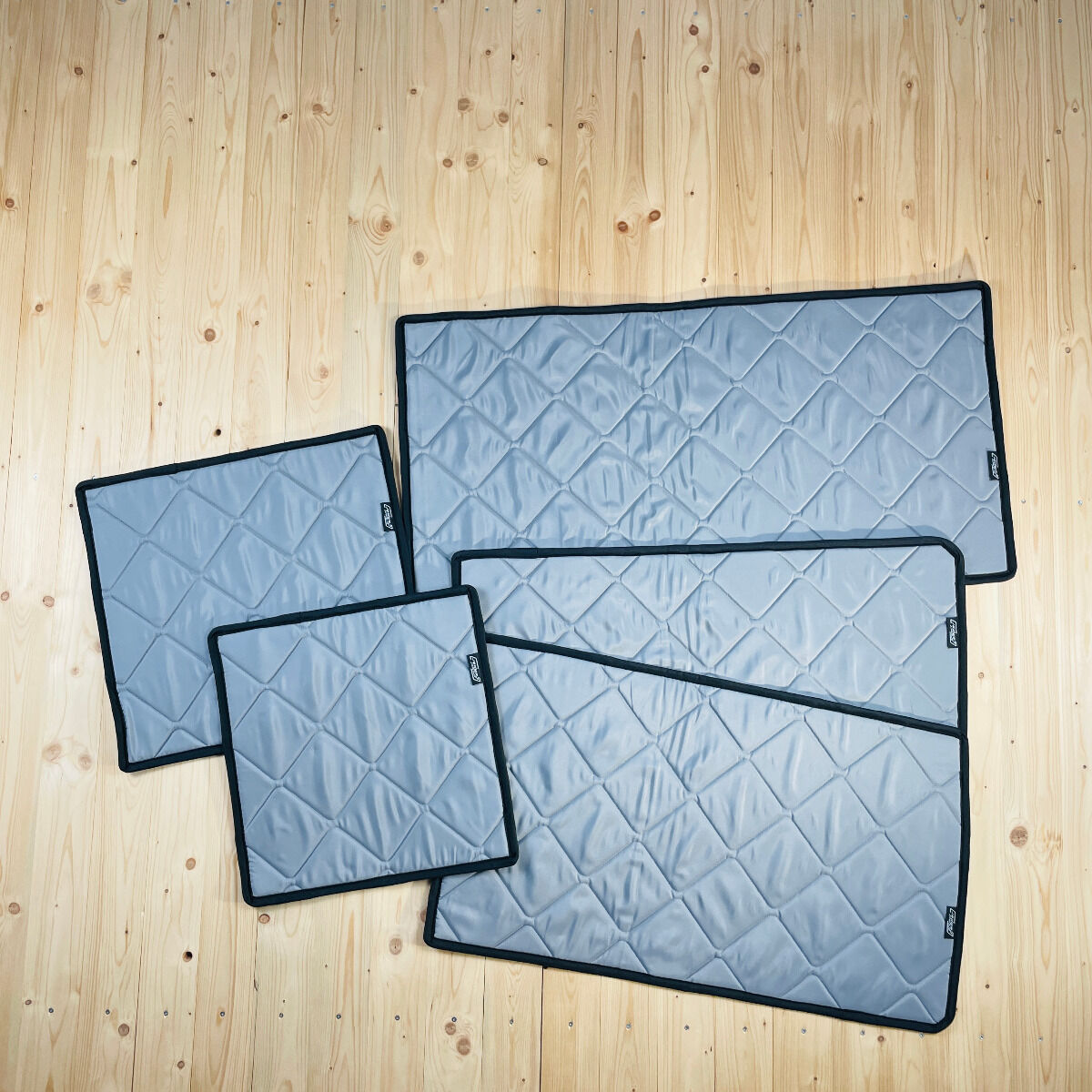 Lagerware: Magnet-Thermomatten T5 Wohnraum-Set ohne Heckscheibe