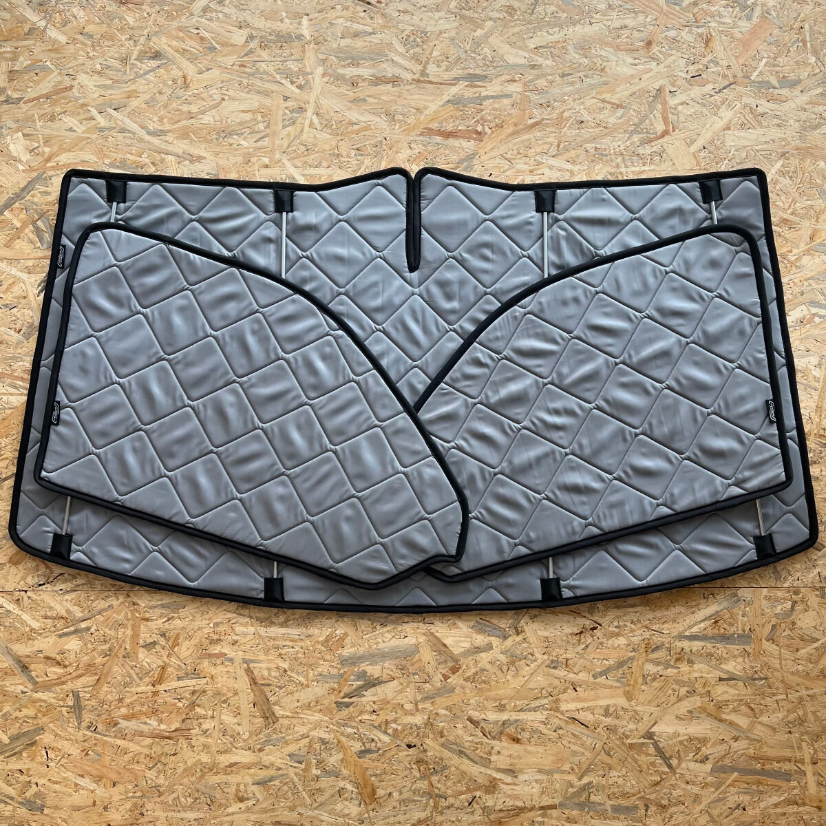 Lagerware: Magnet-Thermomatten VW T6.1 Cockpit-Set [Stone (Grau) / Schwarz]