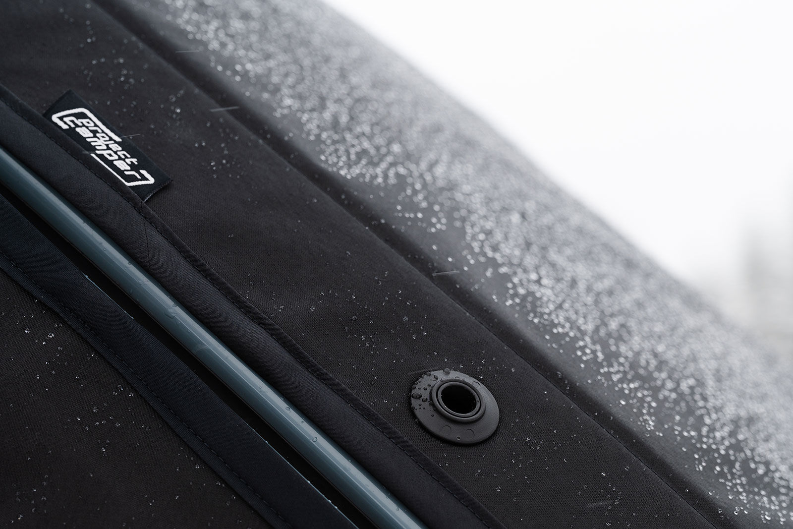 Magnet-Außenisolierung für Mercedes Sprinter 906 und VW Crafter 1 von Project Camper.