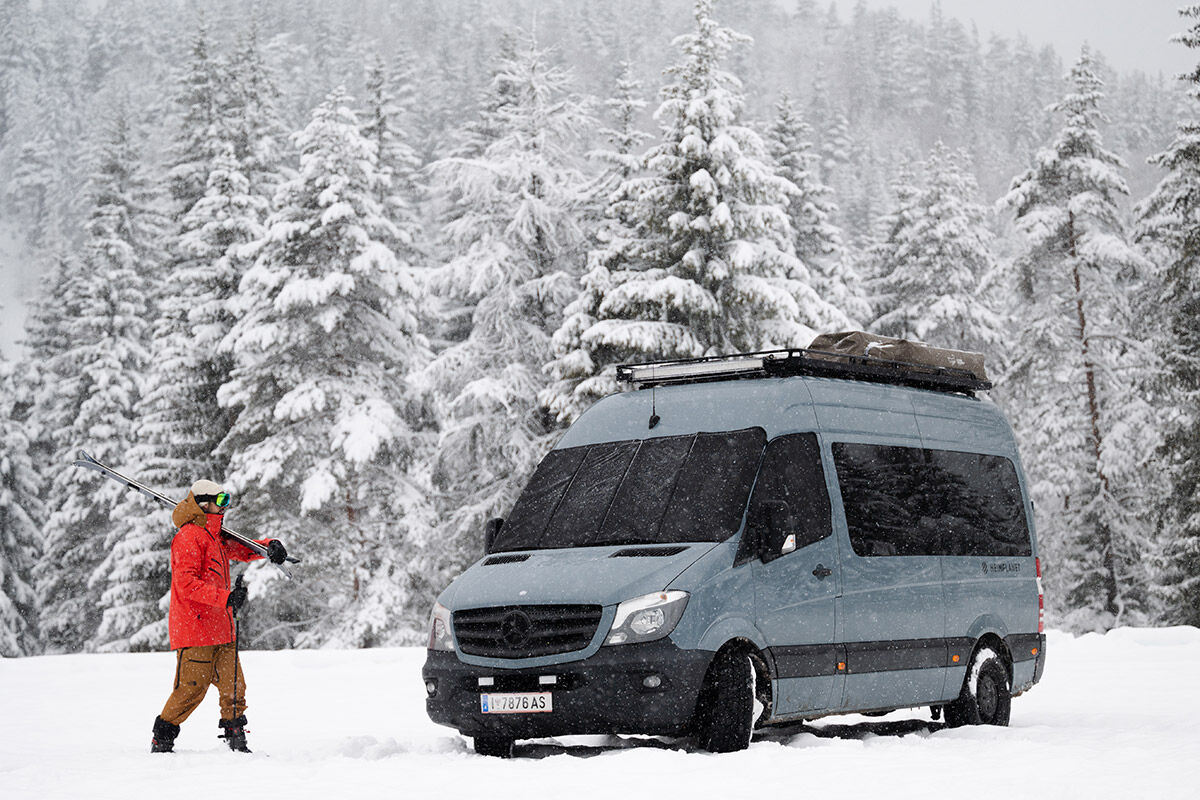 Magnet-AUSSENISOLIERUNG Mercedes Sprinter 906 und VW Crafter 1 Windschutzscheibe (2006-2018) für Solar
