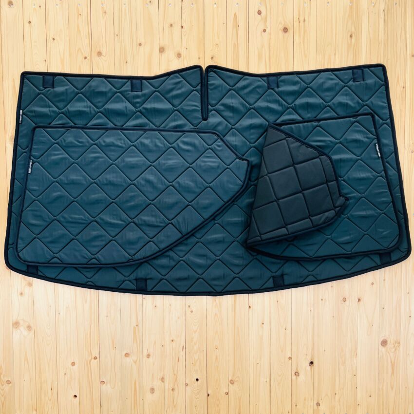 Lagerware: Magnet-Thermomatten VW T6.1 Cockpit-Set [DriveDressy Magic Forest Green/ Schwarz]