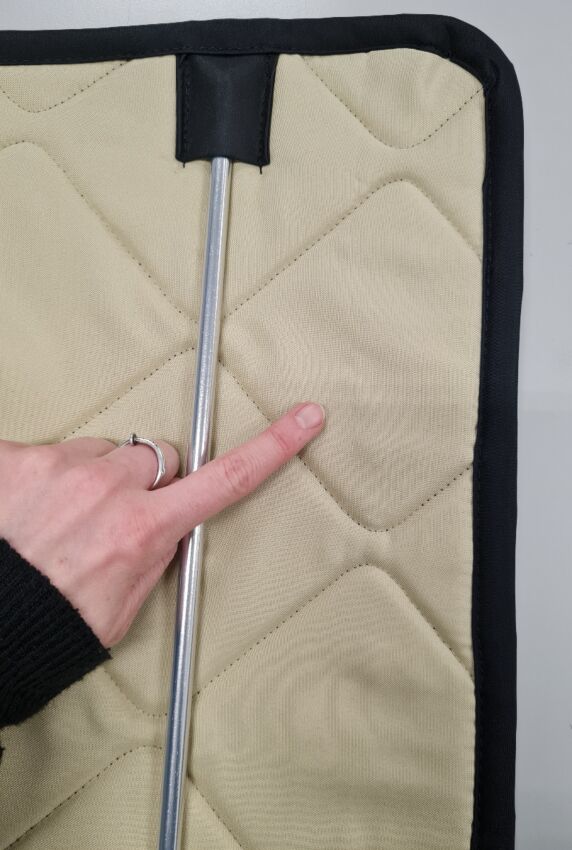 B-Ware: Magnet-Thermomatte Mercedes V-Klasse, Vito Seitenscheibe Cockpit Beifahrerseite (inkl. kleiner Dreiecksscheibe) [Sand (beige)/Schwarz]