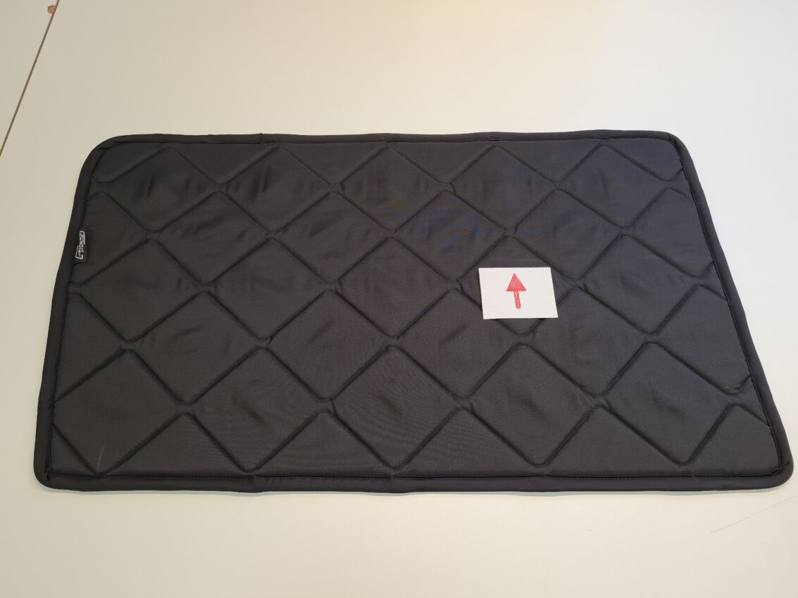 B-Ware: Magnet-Thermomatte VW T6 Seitenscheibe hinten Beifahrerseite kurzer Radstand verkleidet [Schwarz/Schwarz]