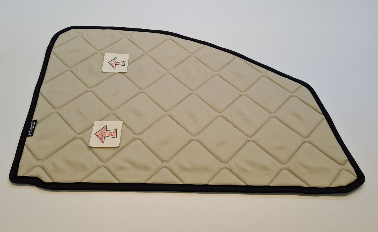 B-Ware: Magnet-Thermomatte Mercedes V-Klasse, Vito Seitenscheibe Cockpit Fahrerseite (inkl. kleiner Dreiecksscheibe) [Sand (beige)/Schwarz]