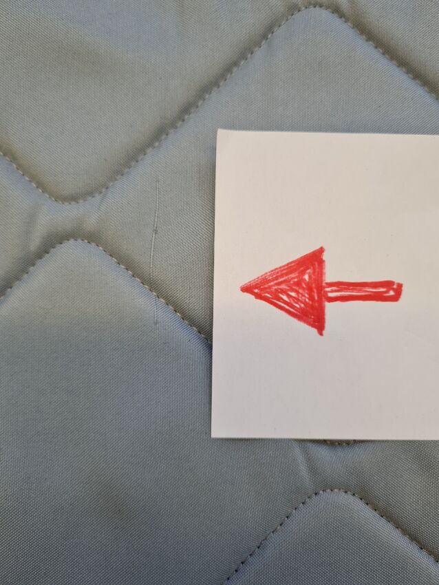 B-Ware: Magnet-Thermomatte Citroen Jumpy, Spacetourer (baugleich: Opel, Peugeot, Pössl, Toyota) Seitenscheibe Mitte Fahrerseite Schiebetür verkleidet (M, XL) [Stone (grau)/Schwarz]