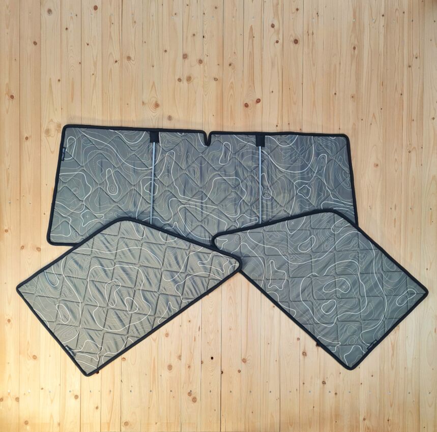 Lagerware: Magnet-Thermomatten Toyota Land Cruiser Komplett-Set [Drive Dressy Wild Lines Olive/ Schwarz]