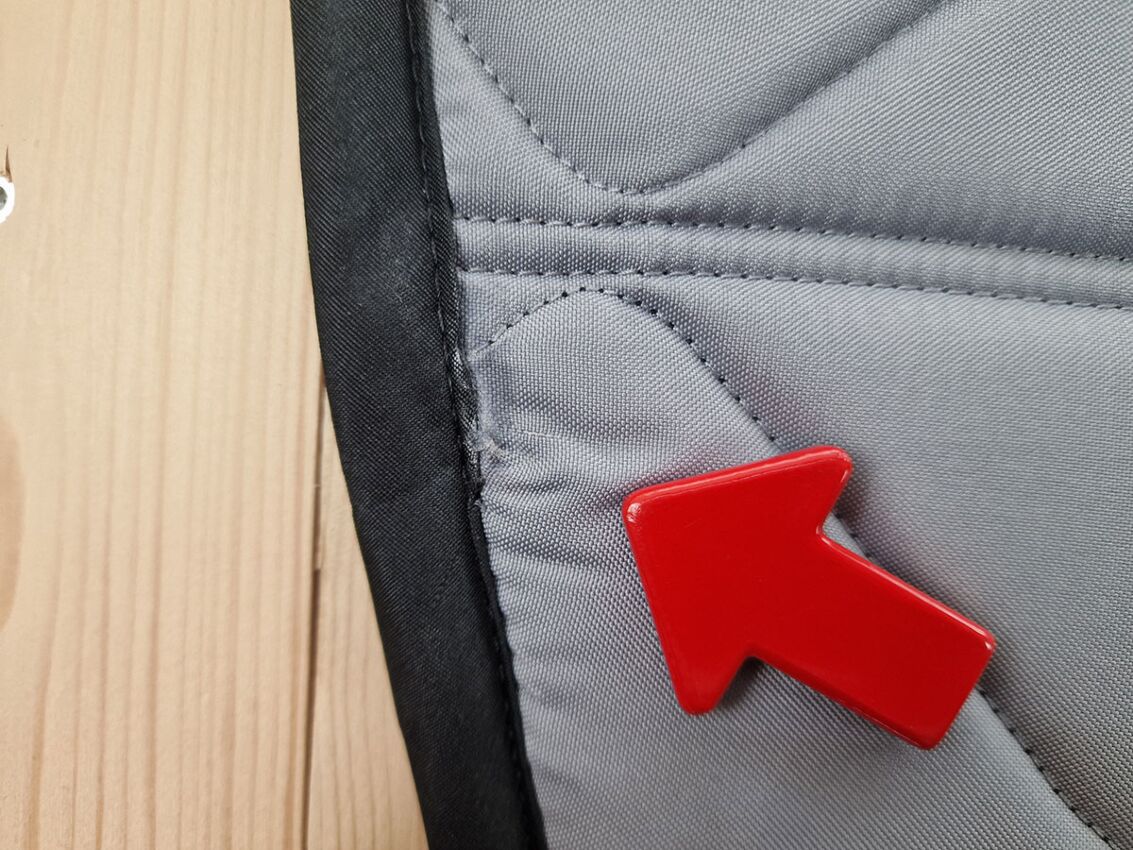 B-Ware: Magnet-Thermomatte VW Crafter und Mercedes Sprinter Seitenscheibe Cockpit Fahrerseite Klappnaht für Lüftungsgitter