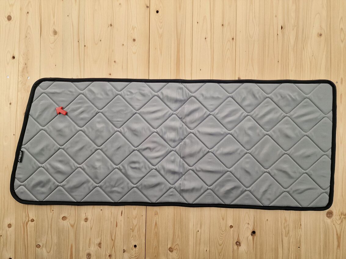 B-Ware: Magnet-Thermomatte VW T4 Seitenscheibe hinten Fahrerseite langer Radstand stone (grau) / Schwarz