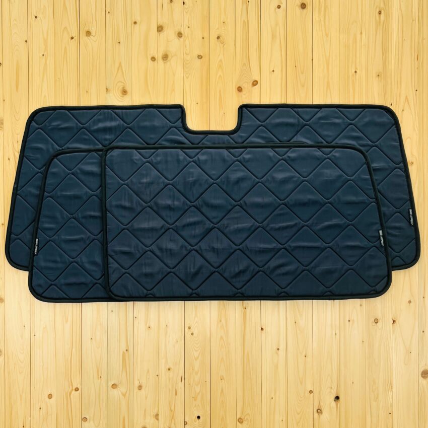 Lagerware: Magnet-Thermomatten VW T4 Teil-Wohnraum-Set [DriveDressy Misty Mountains Blue/ Schwarz]