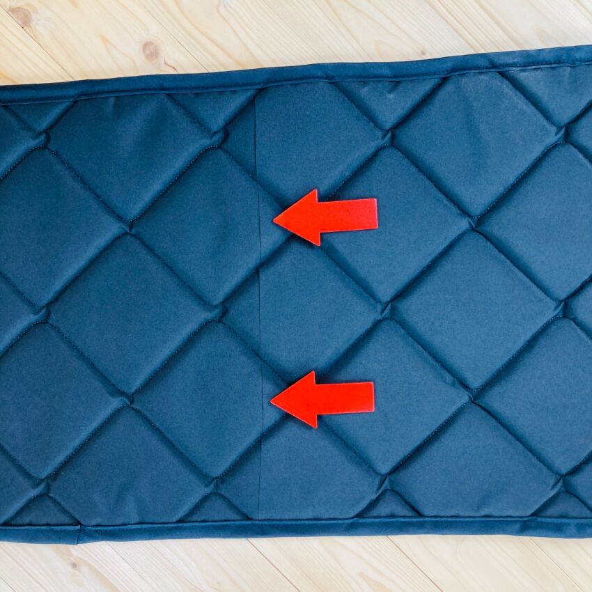 B-Ware: Magnet-Thermomatte Ford Transit und Tourneo Custom Seitenscheibe hinten Beifahrerseite Kombi teilverkleidet (L2) [Sunbeam Candy / Schwarz]