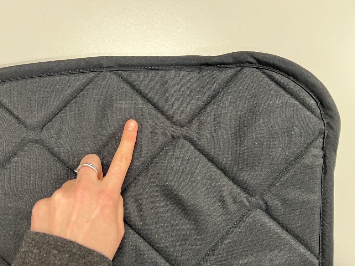 B-Stock: Magnetic thermal mat Mercedes V-Class, Vito side window cockpit passenger side (without small triangular window) [black/black]