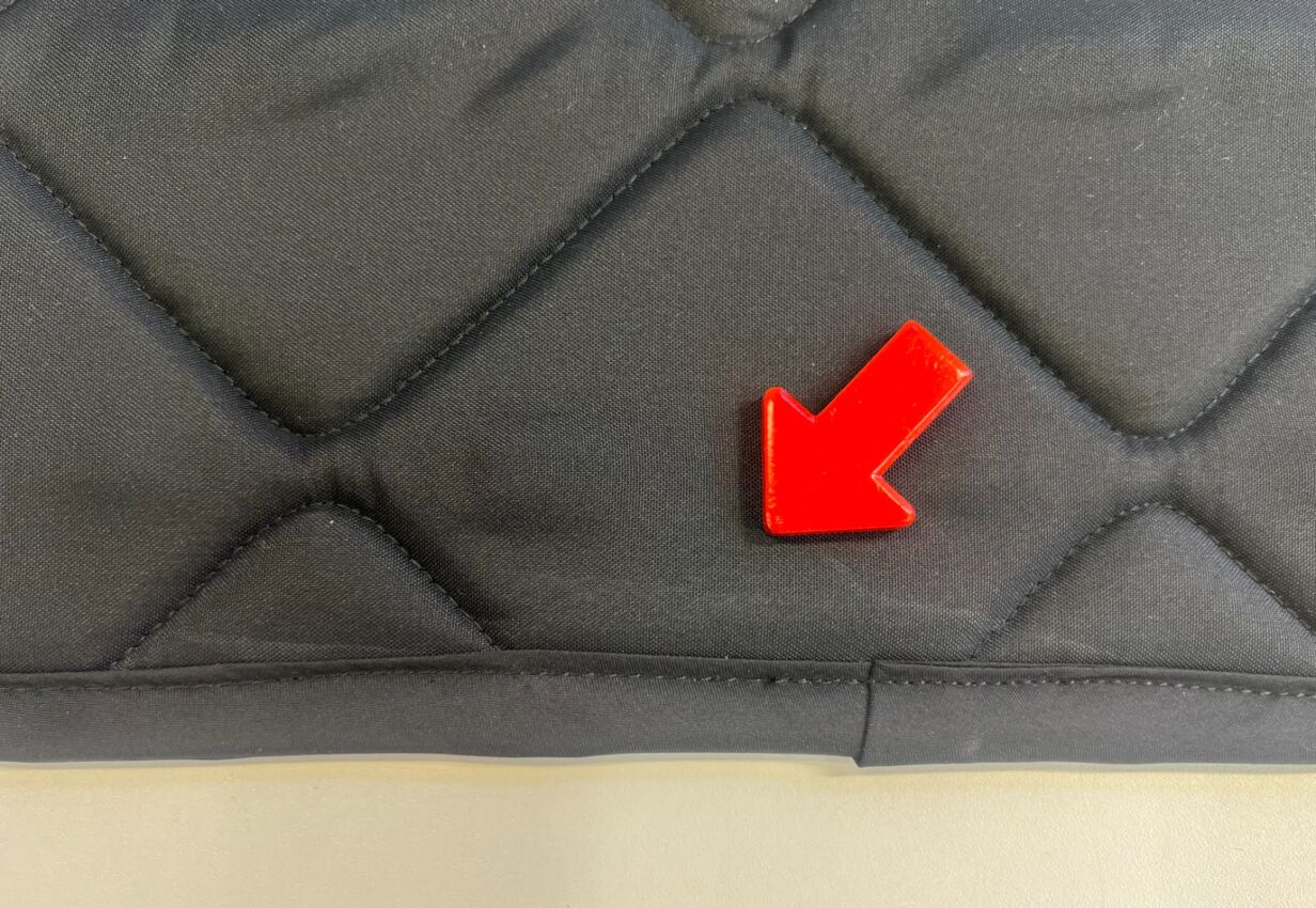 B-Ware: Magnet-Thermomatte Mercedes V-Klasse, Vito Seitenscheibe Cockpit Beifahrerseite (inkl. kleiner Dreiecksscheibe) [Black (schwarz)/Schwarz]
