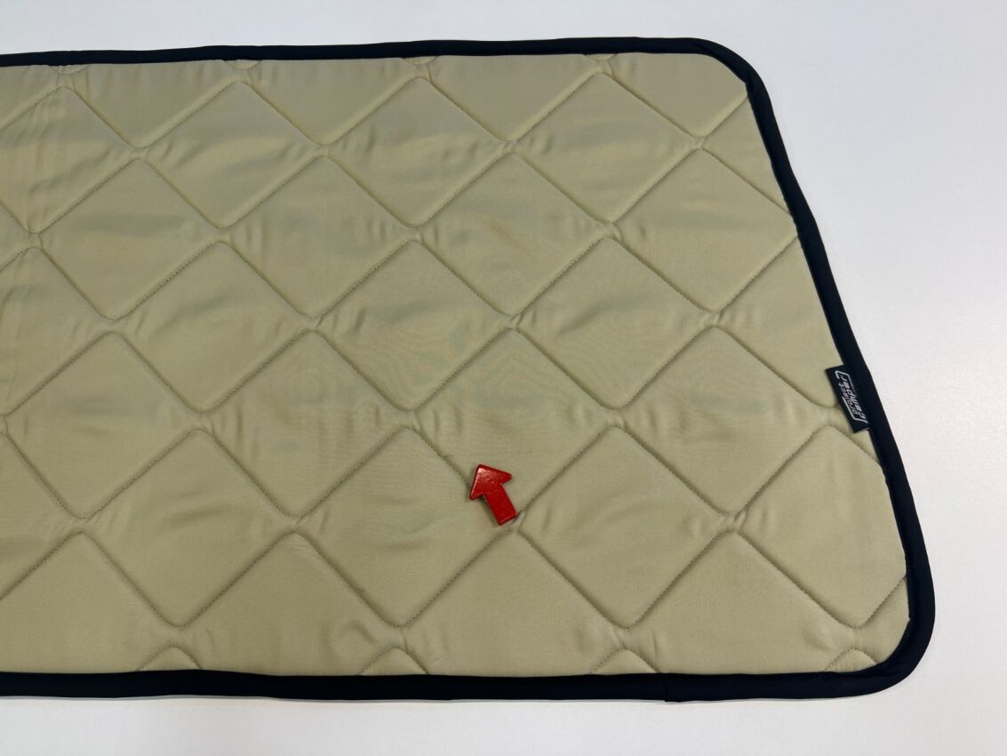 B-Ware: Magnet-Thermomatte VW T4 Seitenscheibe hinten Beifahrerseite langer Radstand [Beige/Schwarz]