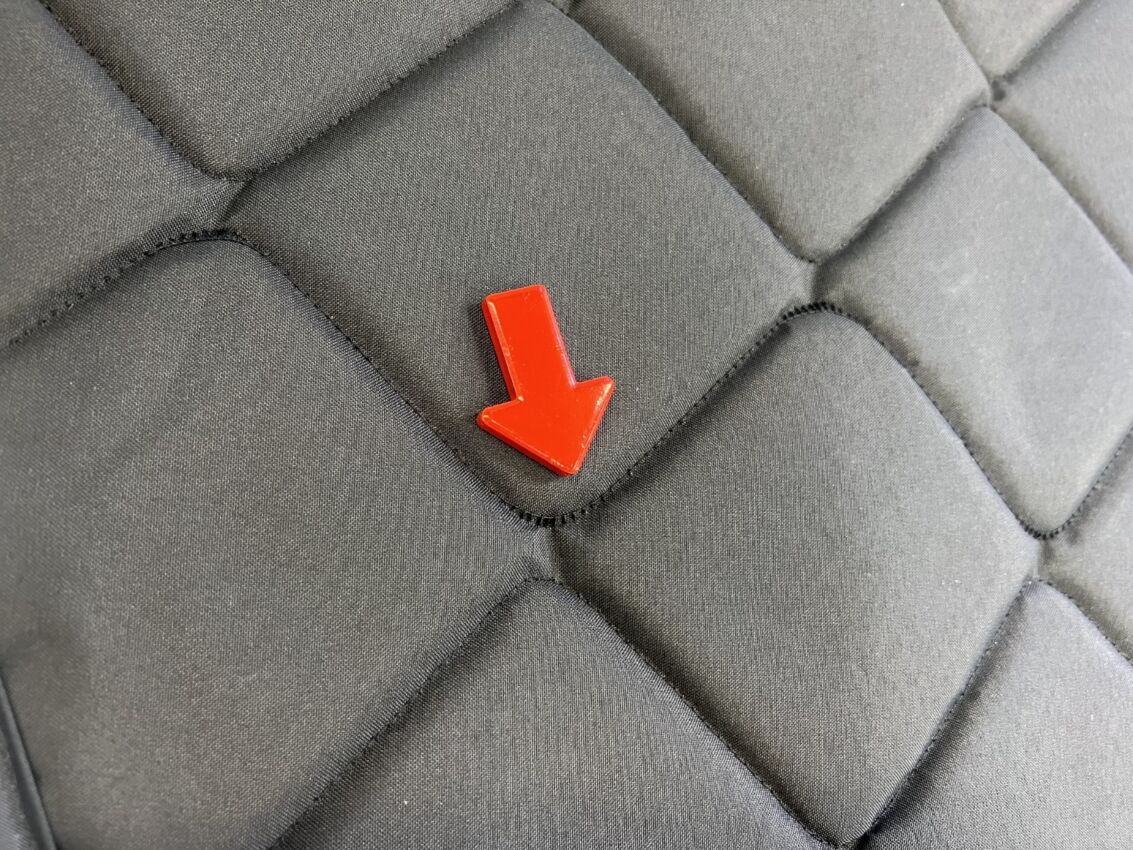 B-Ware: Magnet-Thermomatte VW T6.1 Windschutzscheibe mit und ohne Innenraum-Rückspiegel und Gehäuse [DriveDressy Hawaii Dream/Schwarz]