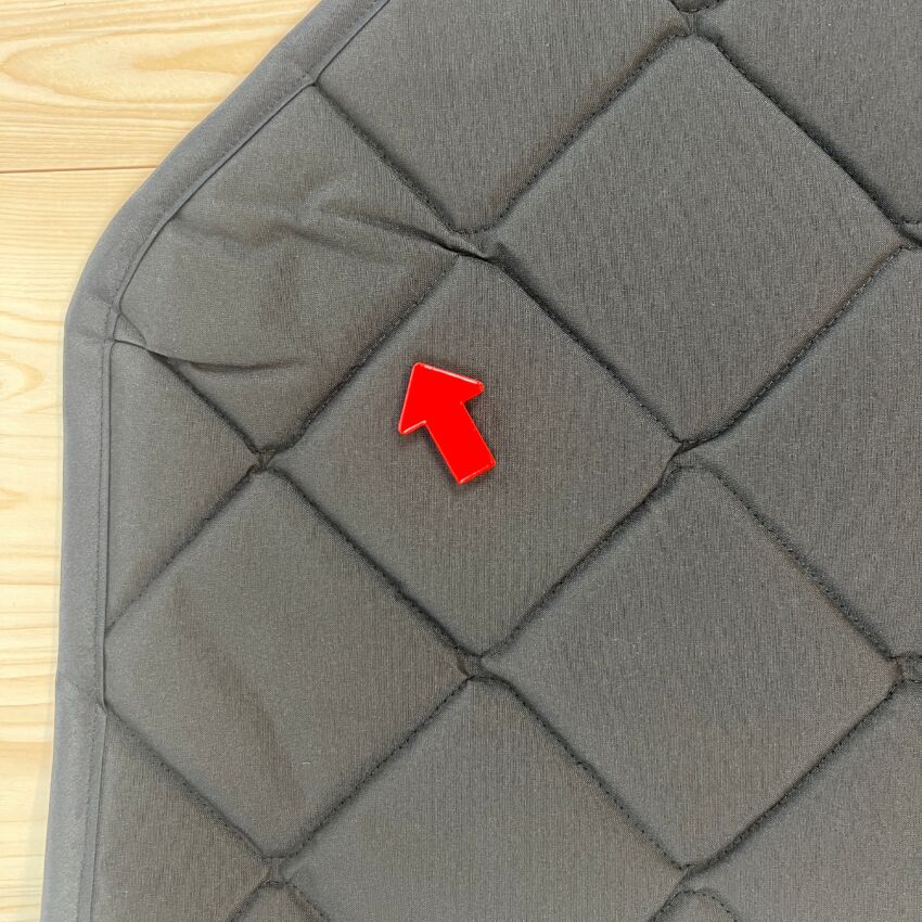 B-Ware: Magnet-Thermomatte VW Crafter 2 Seitenscheibe Cockpit Fahrerseite mit Klappnaht für Lüftungsgitter [Black (schwarz)/Schwarz]