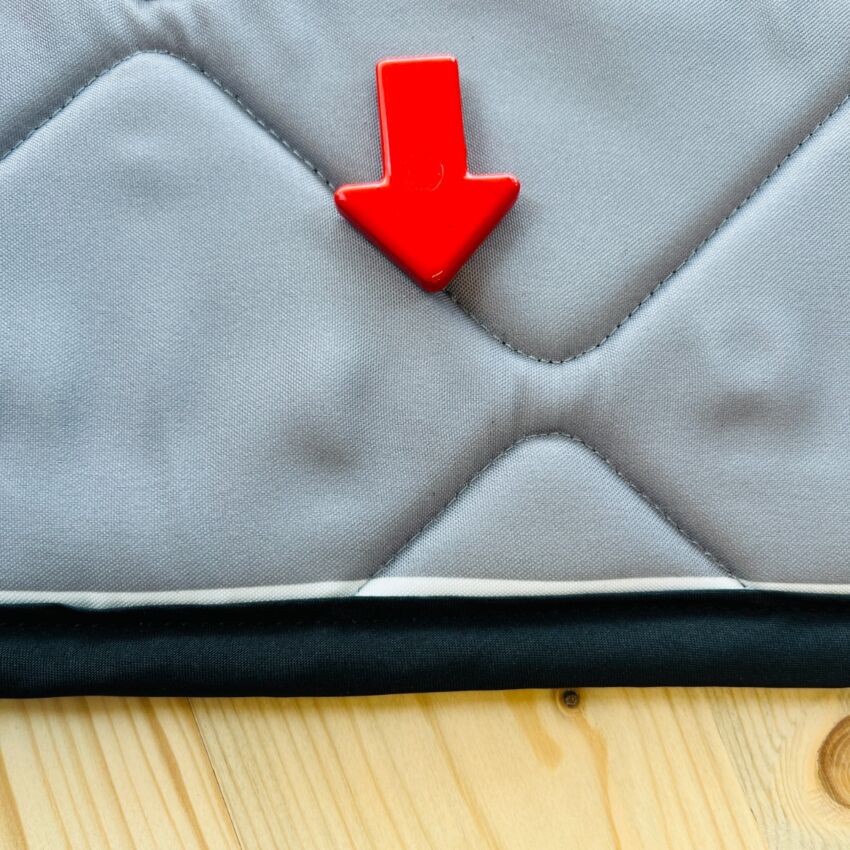 B-Ware: Magnet-Thermomatte VW Crafter 2 Seitenscheibe Cockpit Beifahrerseite mit Klappnaht für Lüftungsgitter