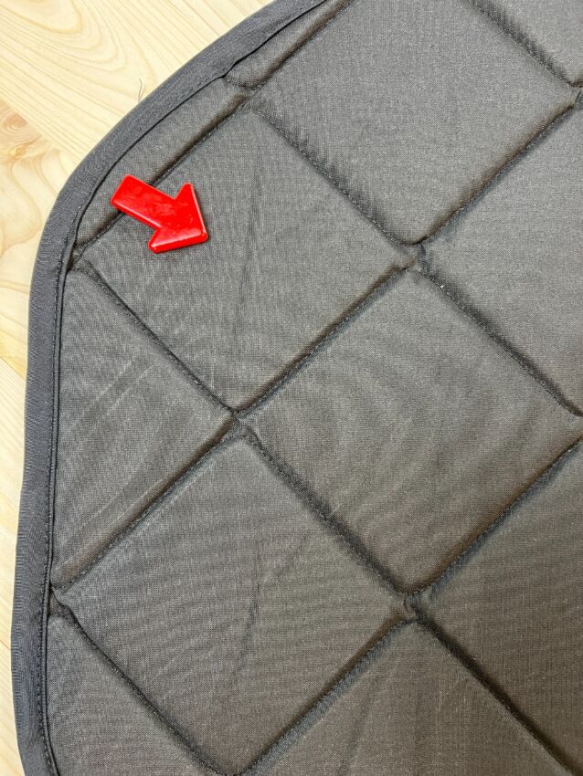 B-Ware: Magnet-Thermomatte Ford Transit ab 2014 Seitenscheibe Cockpit Fahrerseite mit Klappnaht für Lüftungsgitter [Tiki Mask Schwarz/ Schwarz]