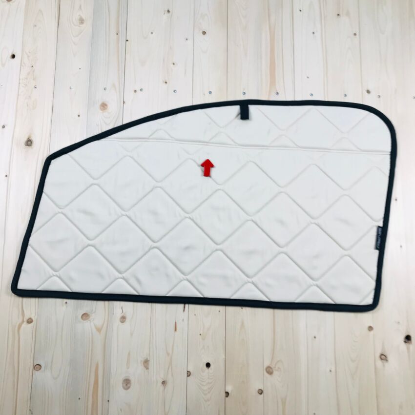 B-Ware: Magnet-Thermomatte Citroen Jumpy, Spacetourer (baugleich: Opel, Peugeot, Pössl, Toyota) Seitenscheibe Cockpit Beifahrerseite mit Klappnaht für Lüftungsgitter [Drive Dressy Vintage Leaves Beige/ Schwarz]