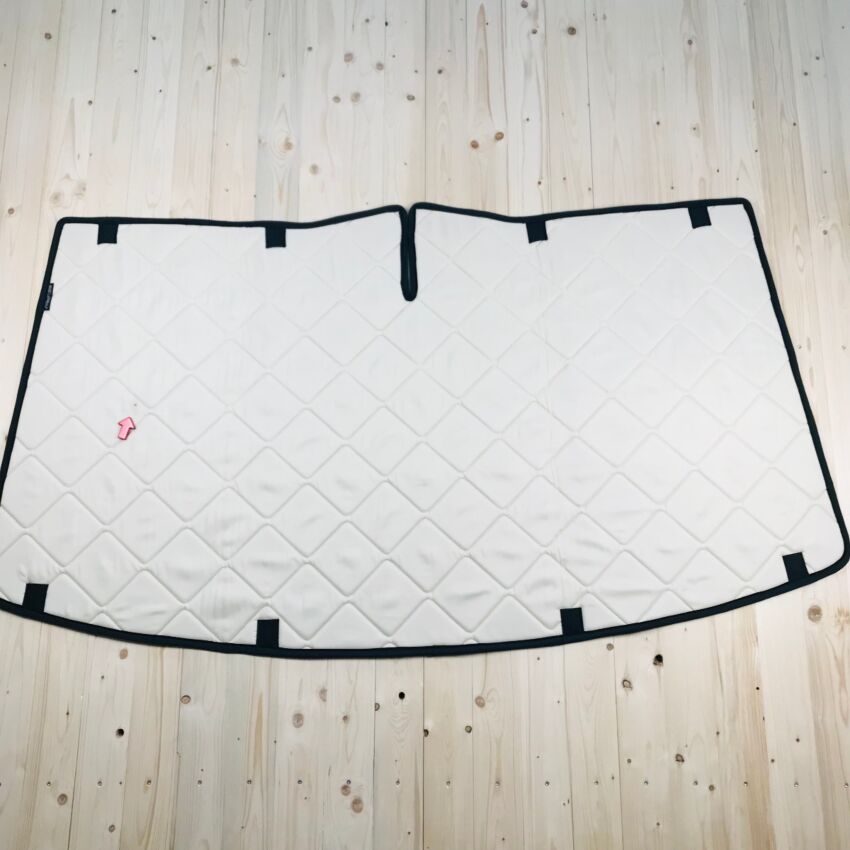 B-Ware: Magnet-Thermomatte VW T5 // T6 // T6.1 Windschutzscheibe mit Innenraum-Rückspiegel [Drive Dressy Vintage Leaves Beige/ Schwarz]