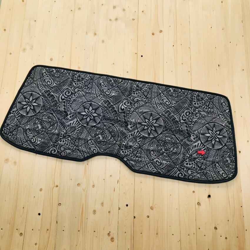 B-Ware: Magnet-Thermomatte VW T5 Heckscheibe mit Scheibenwischer [Drive Dressy Hawaii Dream/ Schwarz]