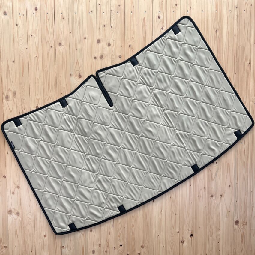 B-Ware: Magnet-Thermomatte Mercedes V-Klasse, Vito Windschutzscheibe mit Innenrückspiegel [Sand (Beige) / Schwarz]