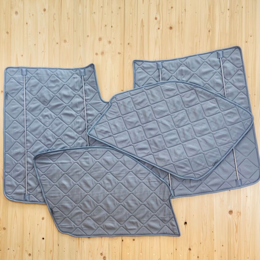 Lagerware:  Magnet-Thermomatten VW Crafter und Mercedes Sprinter Cockpit-Set mit Haltegriffen (2006-2018) [Grau (Stone)/ Lichtgrau]