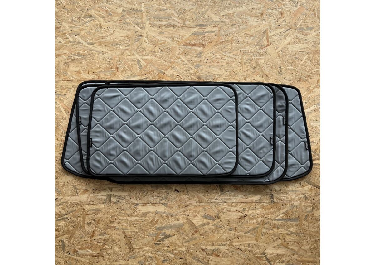 Lagerware: Magnet-Thermomatten VW T5 Wohnraum-Set [Stone (Grau) / Schwarz]