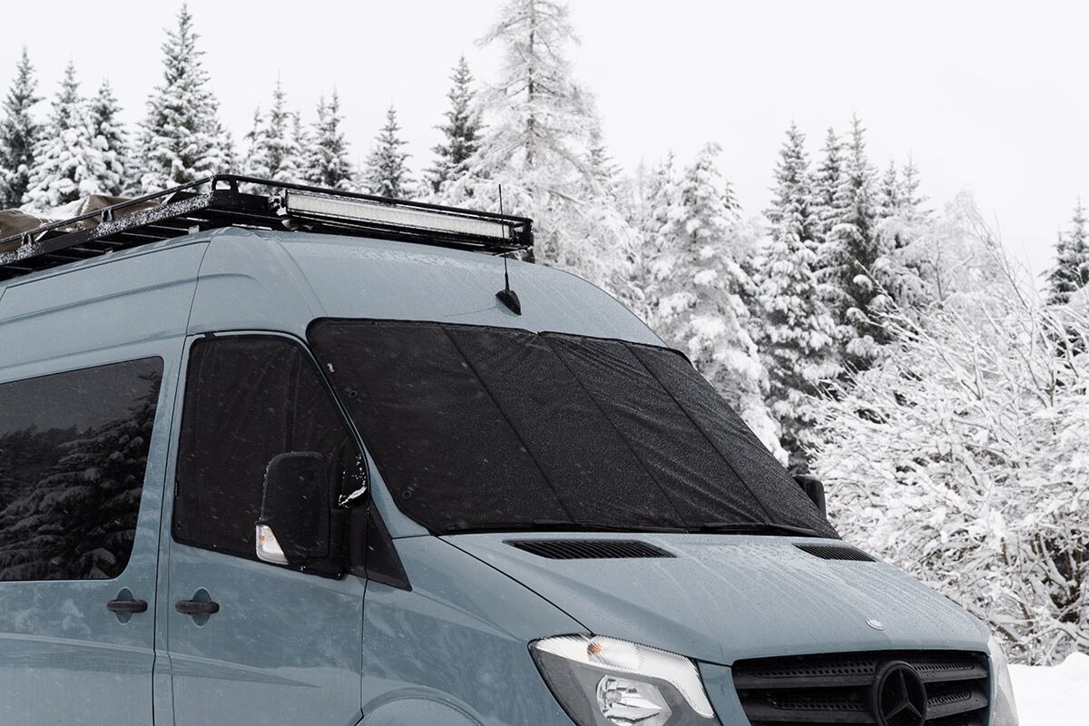 Magnet-AUSSENISOLIERUNG Mercedes Sprinter 906 und VW Crafter 1 Windschutzscheibe (2006-2018) für Solar