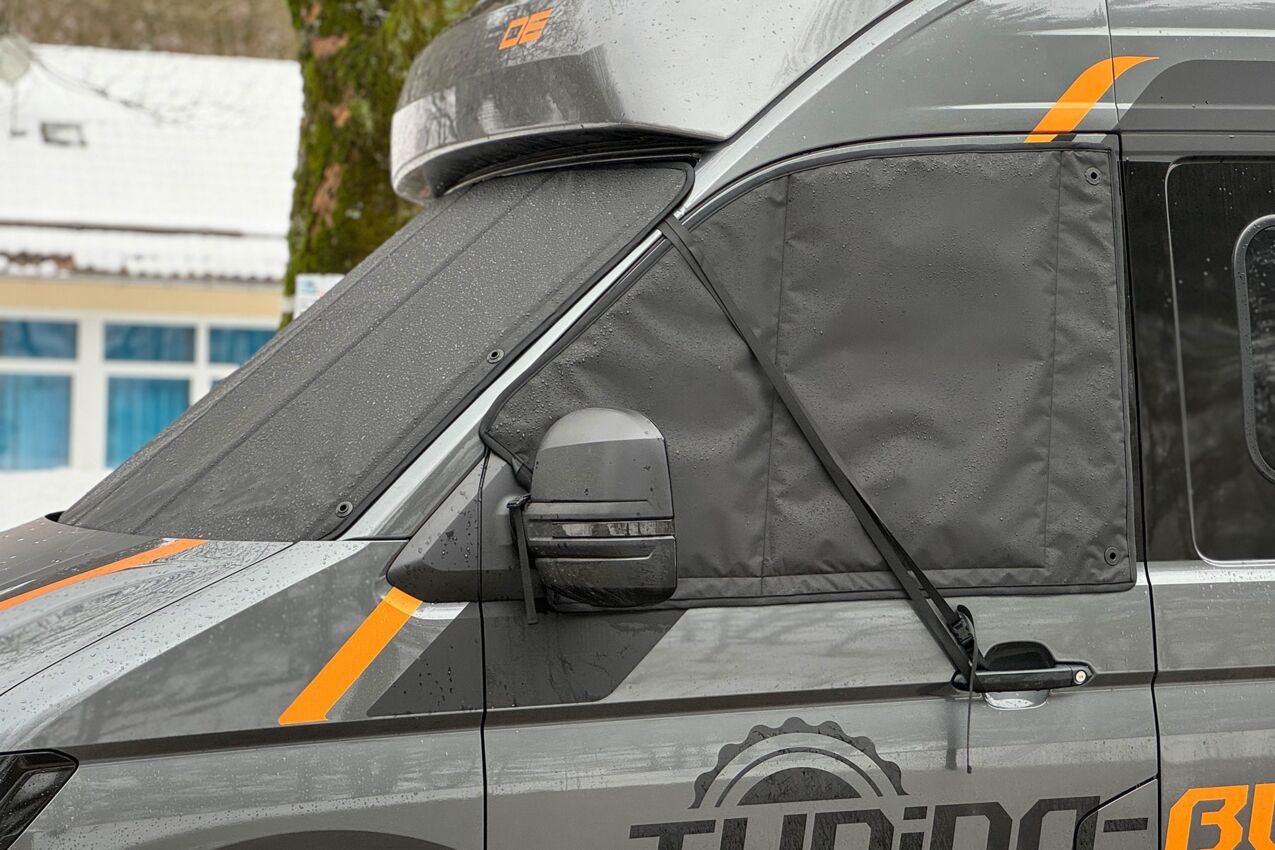 Magnet-Außenisolierung VW Crafter 2, Grand California 600 und 680, MAN TGE (2017-heute) Seitenansicht Fahrerseite