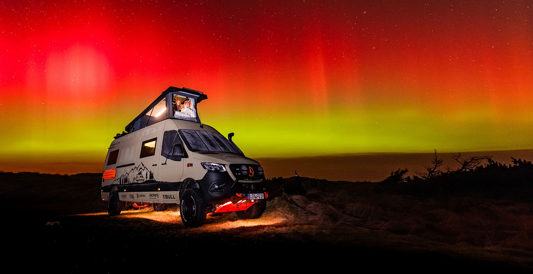 Mercedes Sprinter Campervan mit magnetischer Außenisolierung von Project Camper für mehr Komfort und Gemütlichkeit.