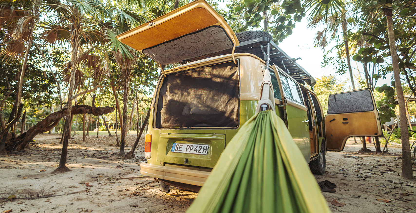 Volkswagen VW T2 Magnet-Moskitonetz und Magnet-Thermomatten SepptheBus